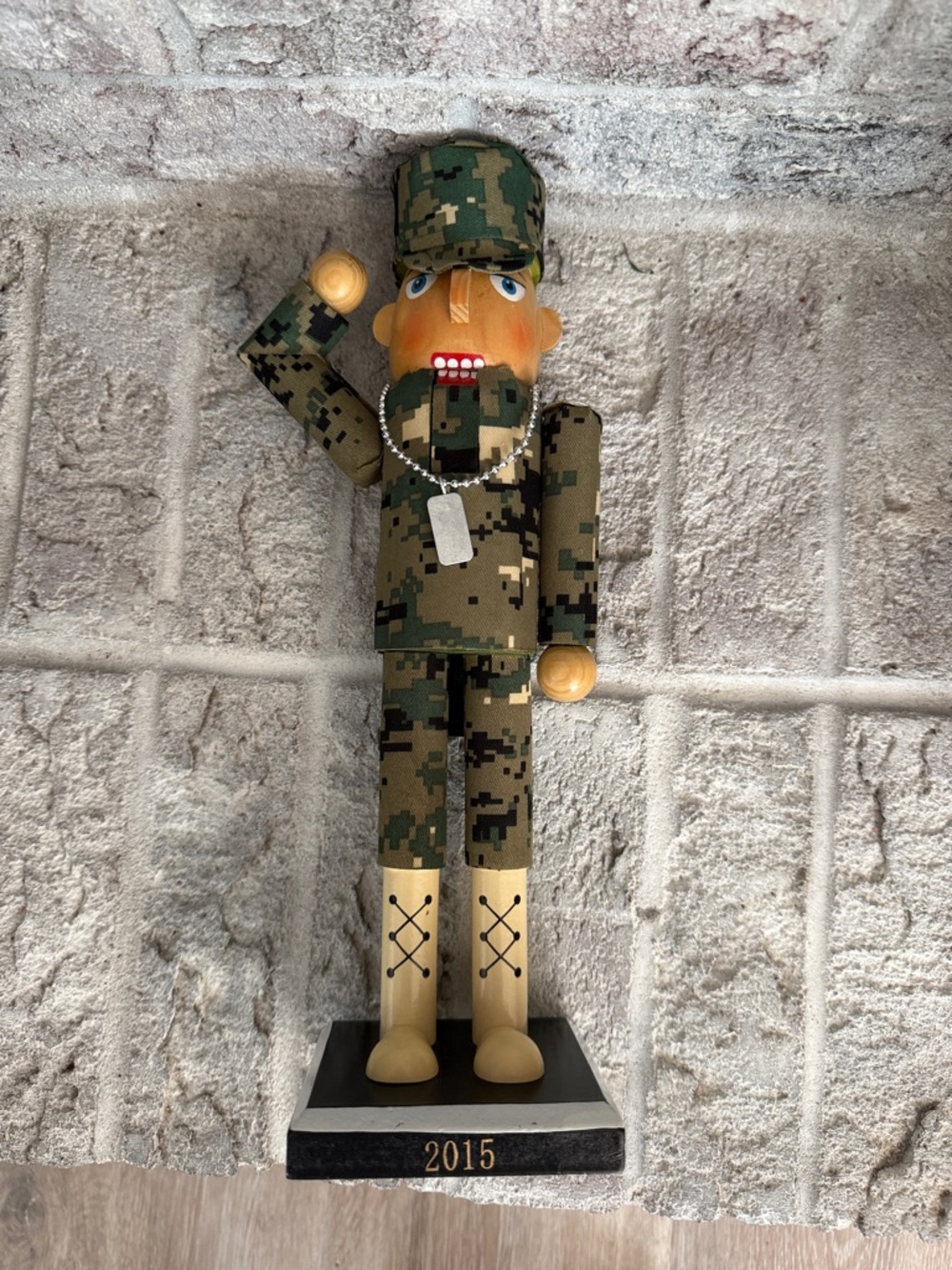 Camouflage Military Nutcracker - Green Camo